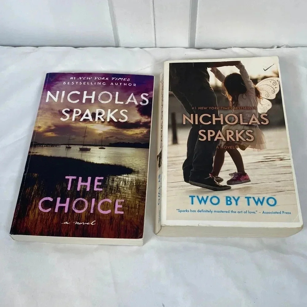 Nicholas Sparks 2 Book Bundle - Softcover